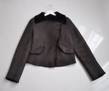 엠포리오 아르마니 고급 숏 헤어 램 무스탕 숏코트