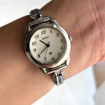 SEIKO 손목시계