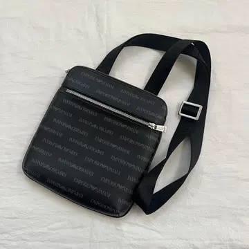 [ 컨디션 최상!! 특가 ] 엠포리오 아르마니 숄더백