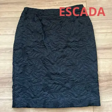 에스카다 스커트