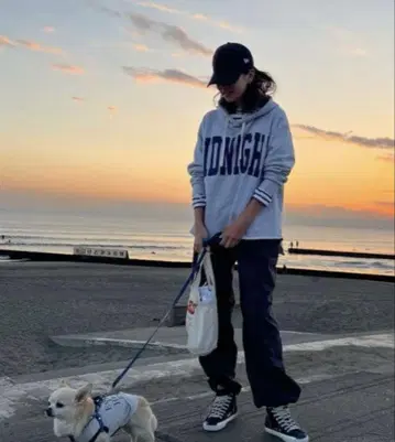 MIDNIGHT 프린트 그레이 맨투맨