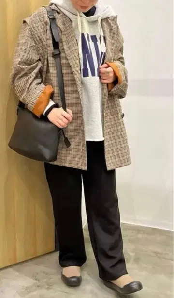 허그허그 STAR&STRIPE 스타 앤 스트라이프 후디드 후드티