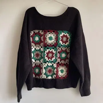 그래니 스퀘어 디자인 니트 스웨터