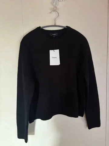Theory 블랙 긴팔 니트