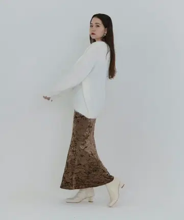 TINA JOJUN 벨로아 머메이드 스커트