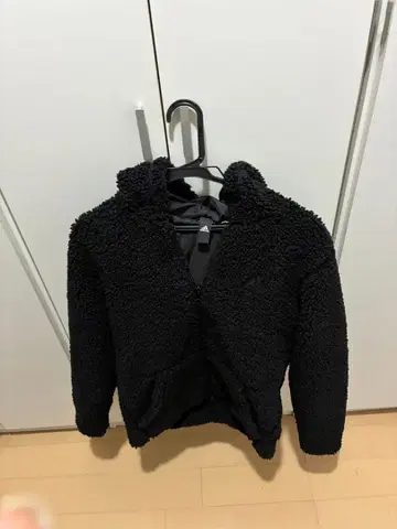adidas 블랙 플리스 자켓 M