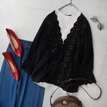 블랙 슬로브 이에나 컷워크 레이스 V넥 셔츠 블라우스 가디건 긴팔