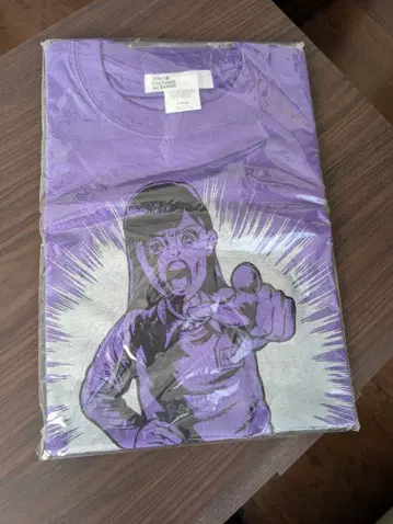 보라색 캐릭터 T셔츠