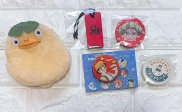 지브리 센과 치히로의 행방불명 유바바 캔뱃지 토토로