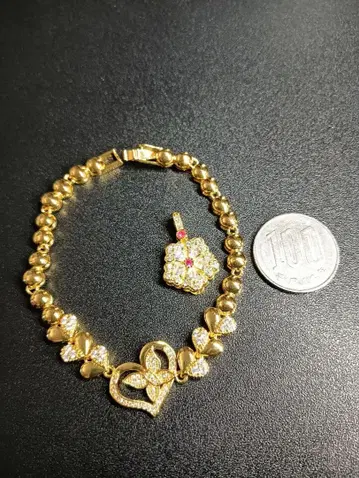 18금 gp 골드 하트형 참 포함 팔찌