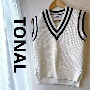 TONAL 베스트 니트풍 와플 원단 레이어드 화이트