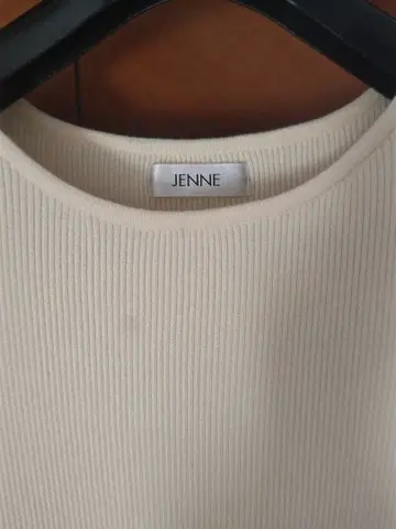 JENNE 리브 롱 크림색