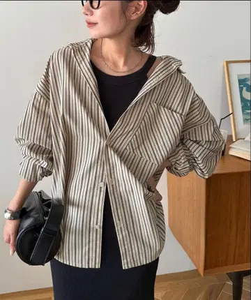 디스코트 랜덤 스트라이프 프린지 오버 셔츠