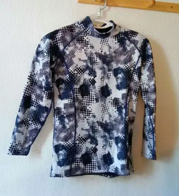 워크맨 긴팔 원단 두꺼운 도트 무늬 새상품급