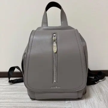 미사용 새상품 HUNDRED 백팩