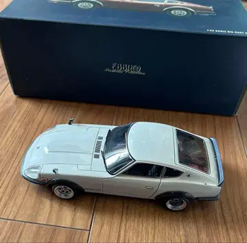 Ebbro 1/24 페어레이디Z 화이트