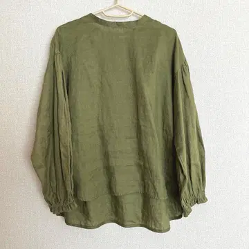 TUTIE. 린넨 2way 볼륨 슬리브 풀오버 카키