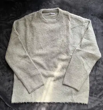 ZARA 알파카 혼방 라이트 그레이 크루넥 스웨터