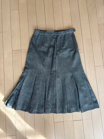 빈티지 그레이 플리츠 스커트 무릎 기장