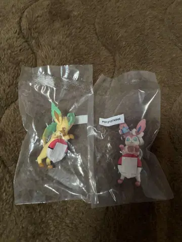 포켓몬 제일복권 F상 니피아 리피아 길거리 산책 챠라링 프렌즈