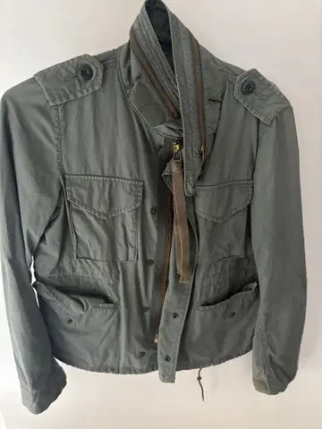 카키 밀리터리 자켓