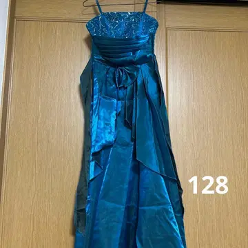 비즈 장식 파랑 롱 드레스