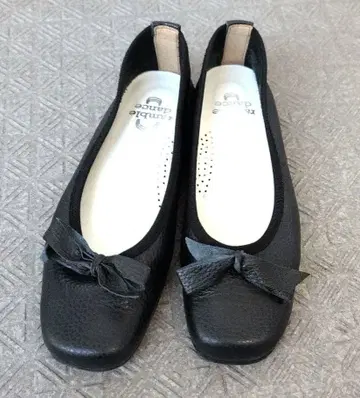 ramble dance 블랙 리본 포함 펌프스