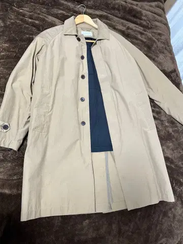 베이지 스텐카라 코트 이너 포함