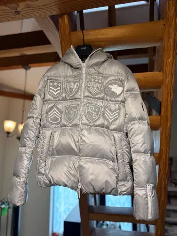 달탐보나파르트 실버 그레이 다운 자켓 블루종 최고급 스와로브스키