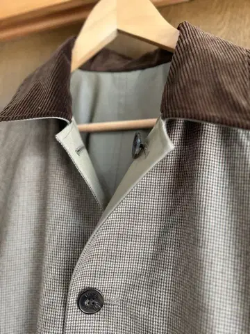 컨디션 최상 TICCA 티카 리버서블 스텐카라 코트