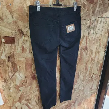 정품 D&G 블랙 스키니 팬츠