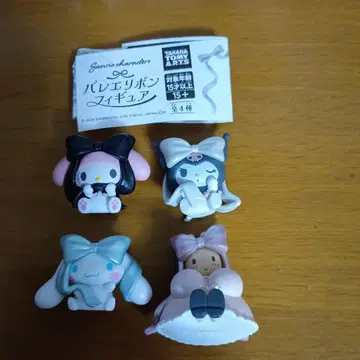 산리오 캐릭터즈 발레 리본 피규어