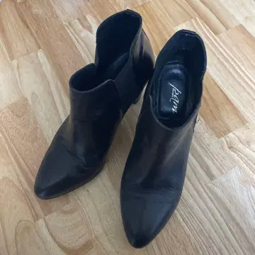 가죽 부티 중간 힐