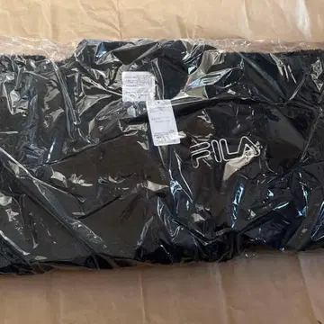 FILA A! group 스에자와 세이야 착용 보아 플리스