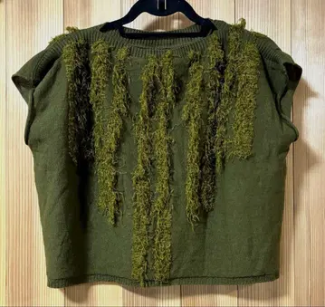 시착만 한 상품 센소유니코 이오컴이오 베스트 올리브 그린 프린지 니트