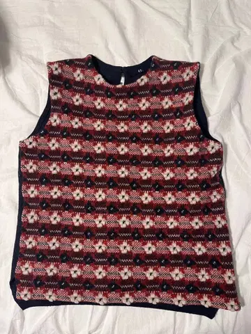 45R 플라워 울 니트 베스트