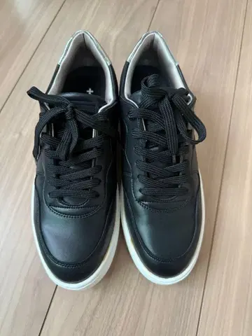 새상품급 diana 블랙 스니커즈 플랫폼