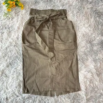 타이트 스커트 [ F ] 카키 허리 벨트 포함 하이웨스트 누아르 라벨