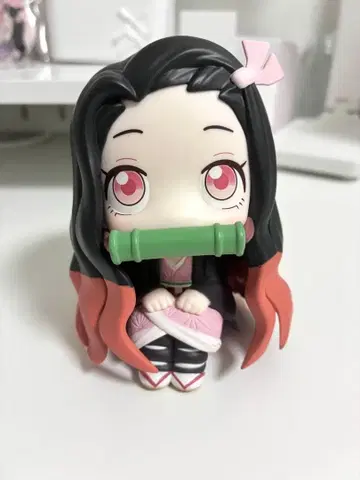 귀멸의 칼날 네즈코 룩업 피규어