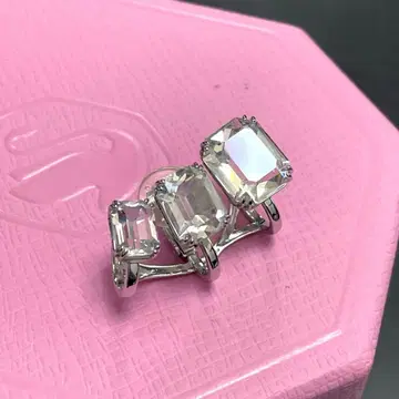 23/swarovski/스와로브스키/Millenia/귀찌/한쪽