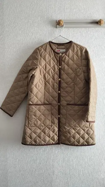 트래디셔널 베서웨어 베이지 퀼팅 자켓
