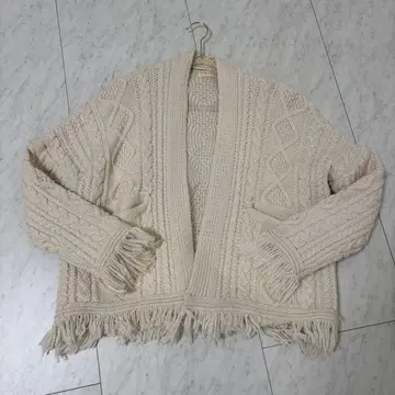 ANAP 크림색 프린지 가디건