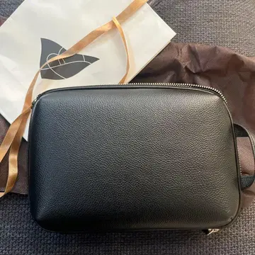 블랙 클러치백 메쉬 포켓 부착