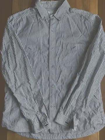 화이트 마운티니어링 스트라이프 셔츠