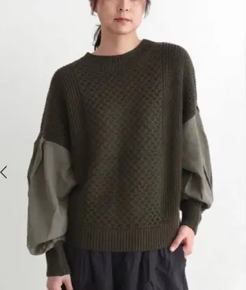 새상품 야마다야 스루 7 도킹 디자인 니트 다크 그린