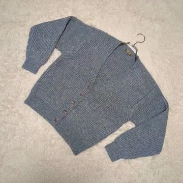 토마츠 V넥 레트로 가디건 모 소재 라이트 블루 립 편직