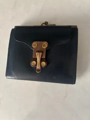 VASCO 네이비 이단 접이식 지갑