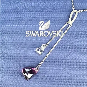 미사용급 스와로브스키 티어드롭 크리스탈 목걸이 상자 포함