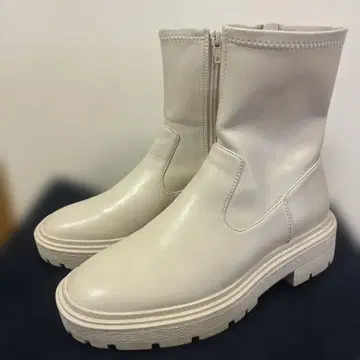 GLOBAL WORK  스트레치 통굽 부츠