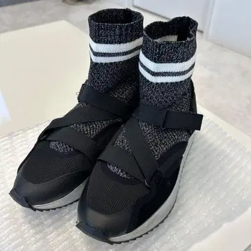 NO NAME 삭스 스타일 스니커즈 블랙 FUTURA-02961